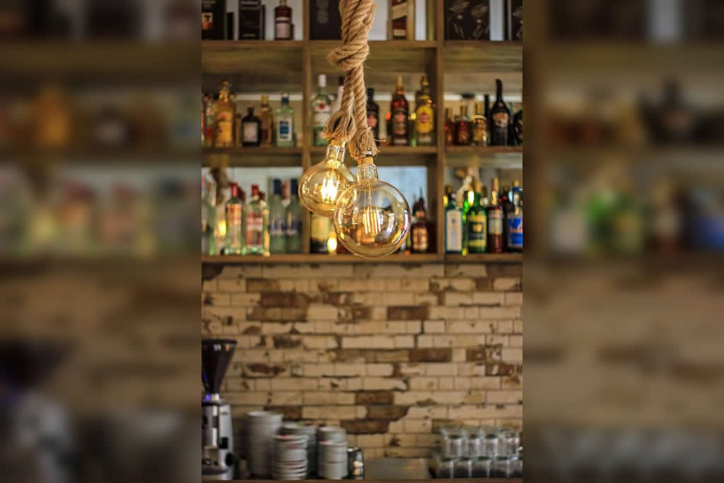 Unutarnji bistro pub